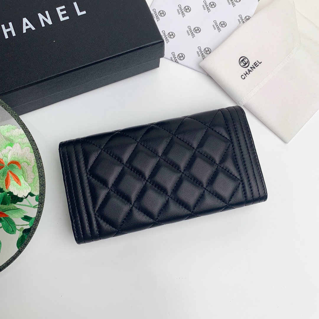 芸能人愛用Chanel シャネル 実物の写真 N品スーパーコピー財布代引き対応国内発送後払い安全必ず届く優良サイト